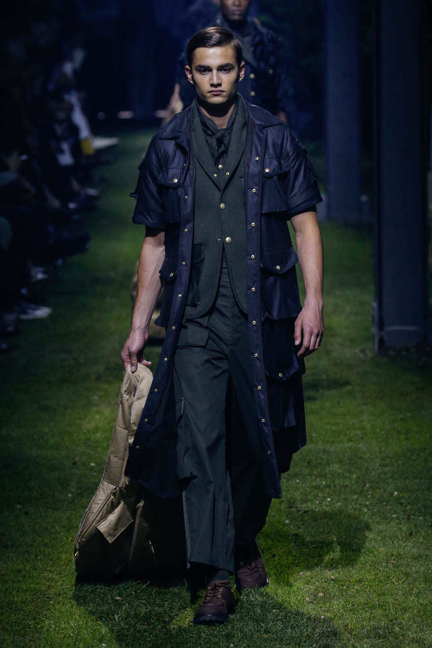 Moncler-Gamme-Blu_ful_M_S17_MI_030