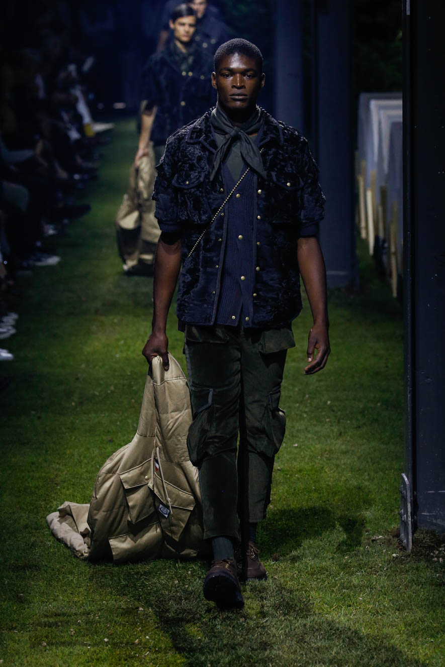 Moncler-Gamme-Blu_ful_M_S17_MI_031