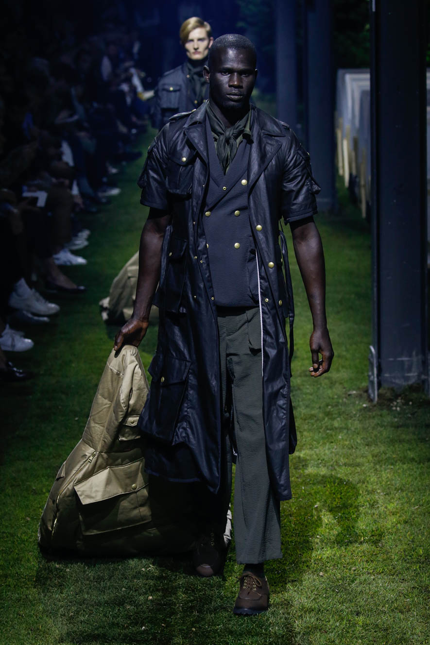 Moncler-Gamme-Blu_ful_M_S17_MI_039