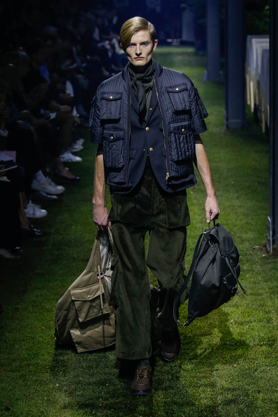 Moncler-Gamme-Blu_ful_M_S17_MI_040