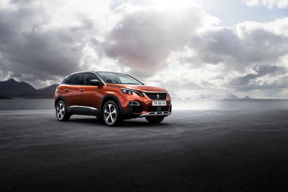 PEUGEOT 3008