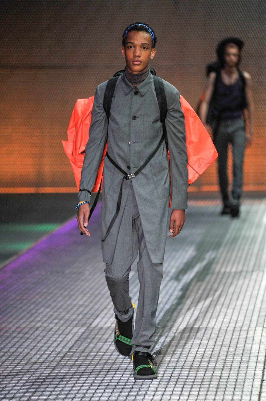 Prada_ful_M_S17_MI_002