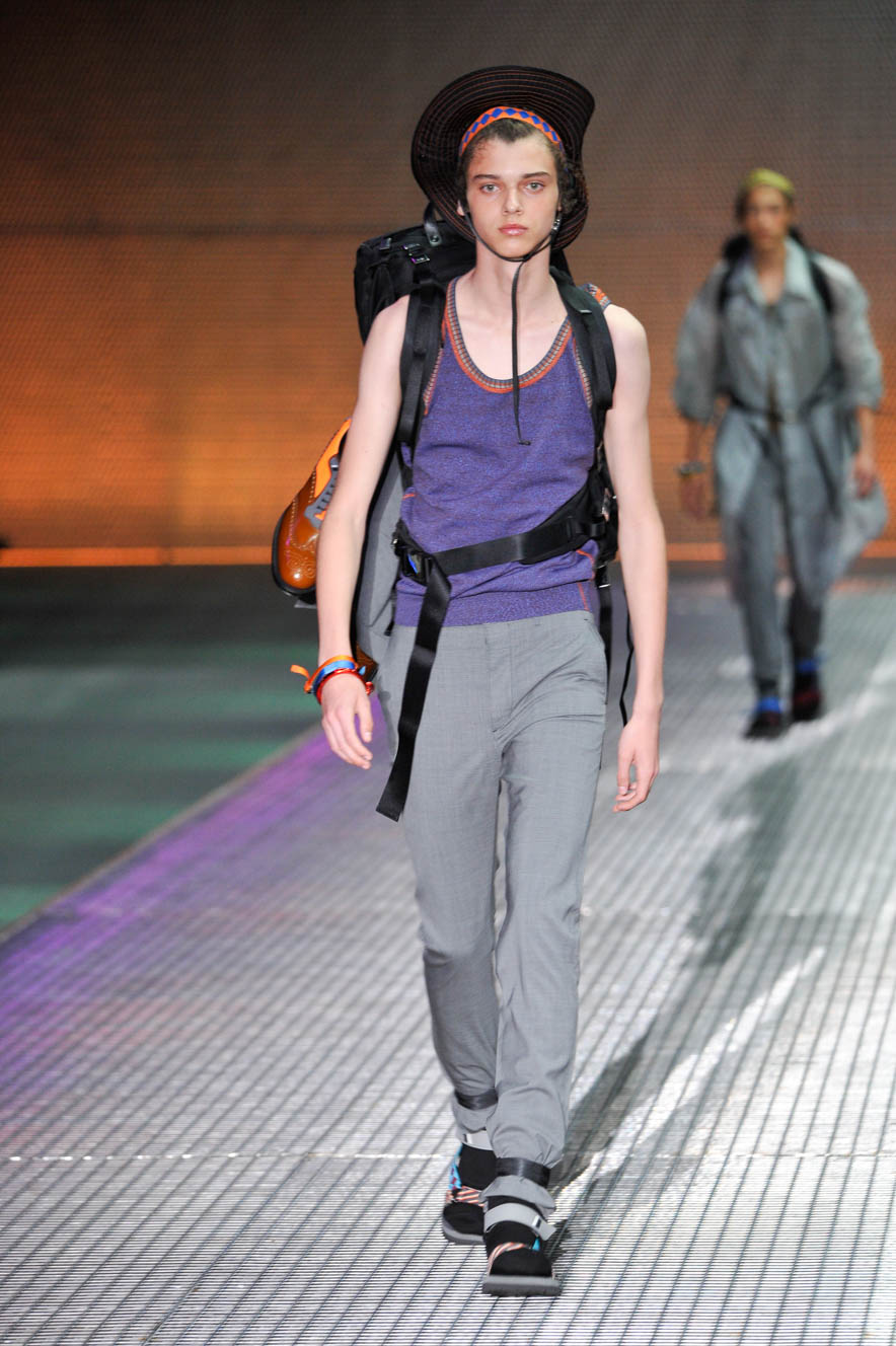 Prada_ful_M_S17_MI_003