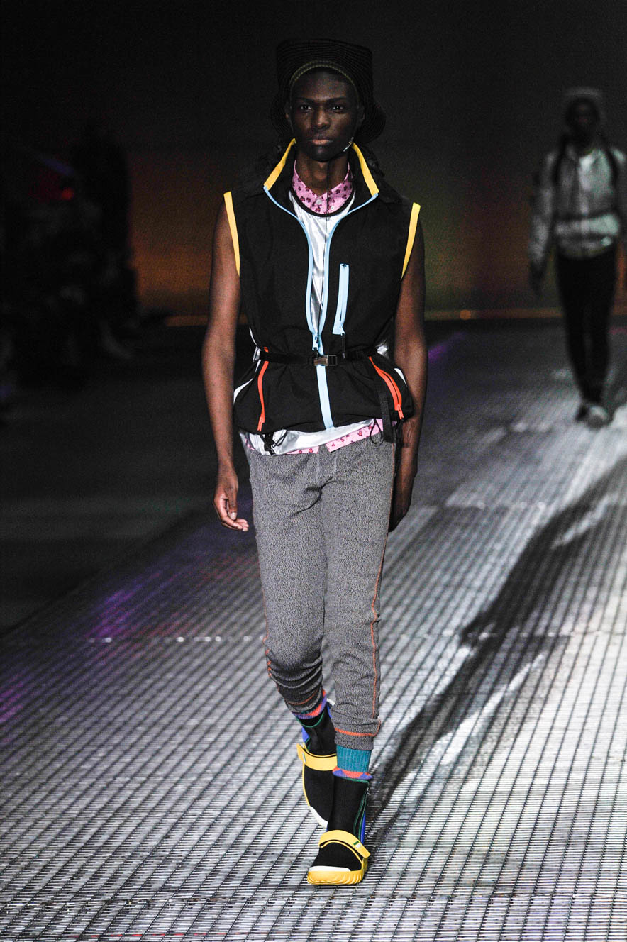 Prada_ful_M_S17_MI_008