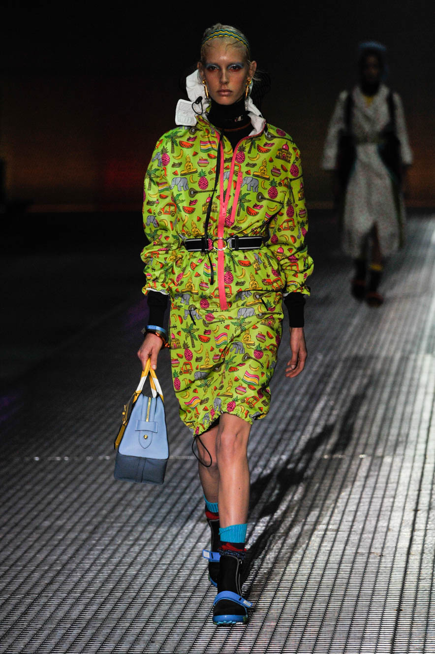 Prada_ful_M_S17_MI_011