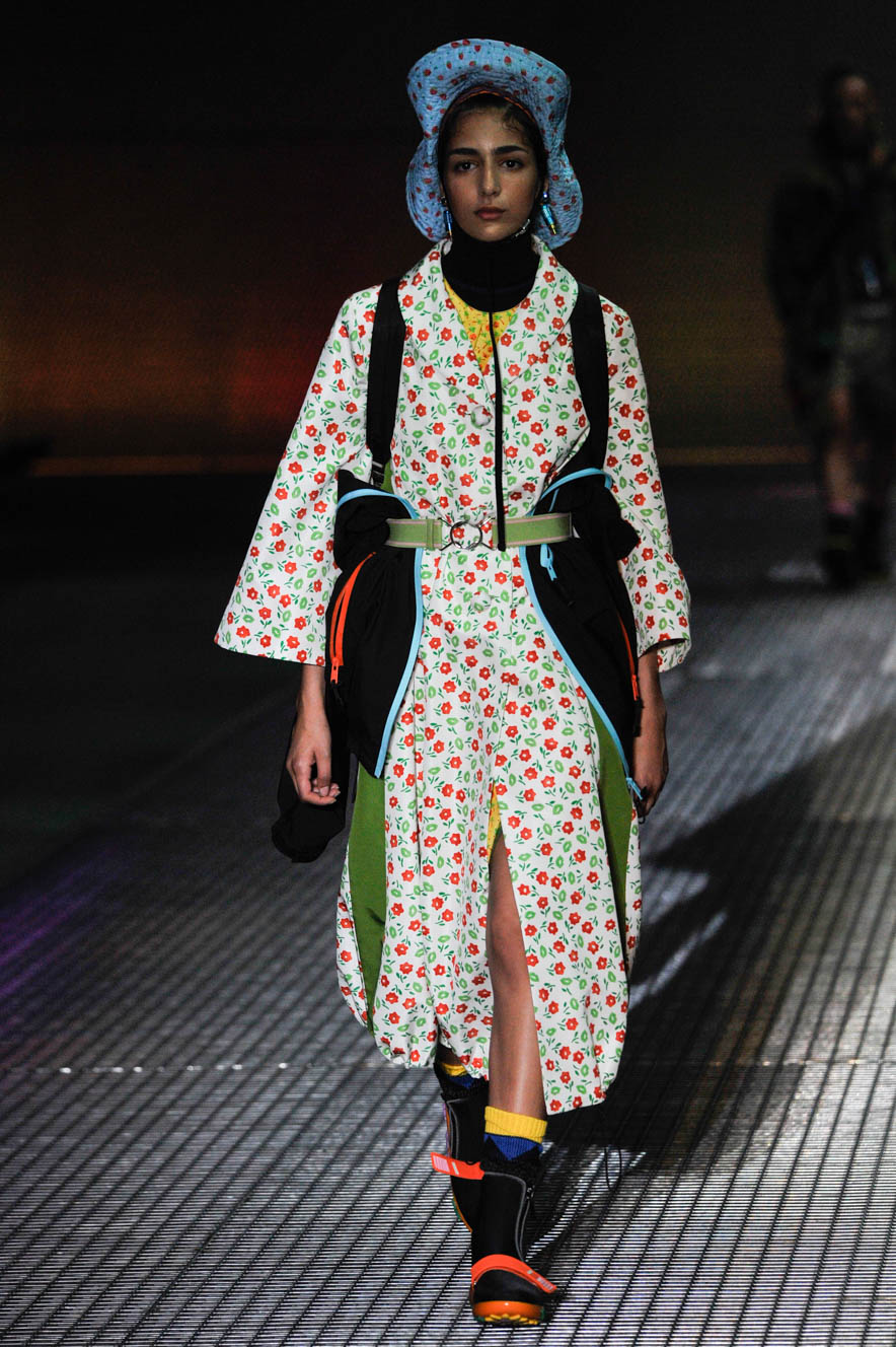 Prada_ful_M_S17_MI_012
