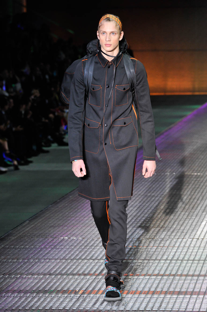 Prada_ful_M_S17_MI_027
