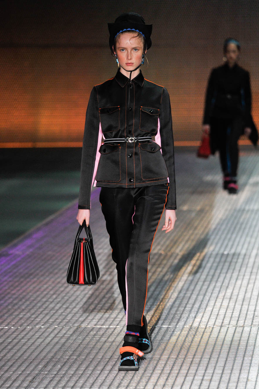 Prada_ful_M_S17_MI_028