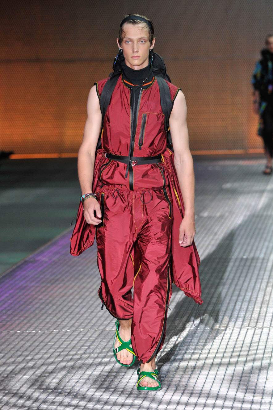 Prada_ful_M_S17_MI_032