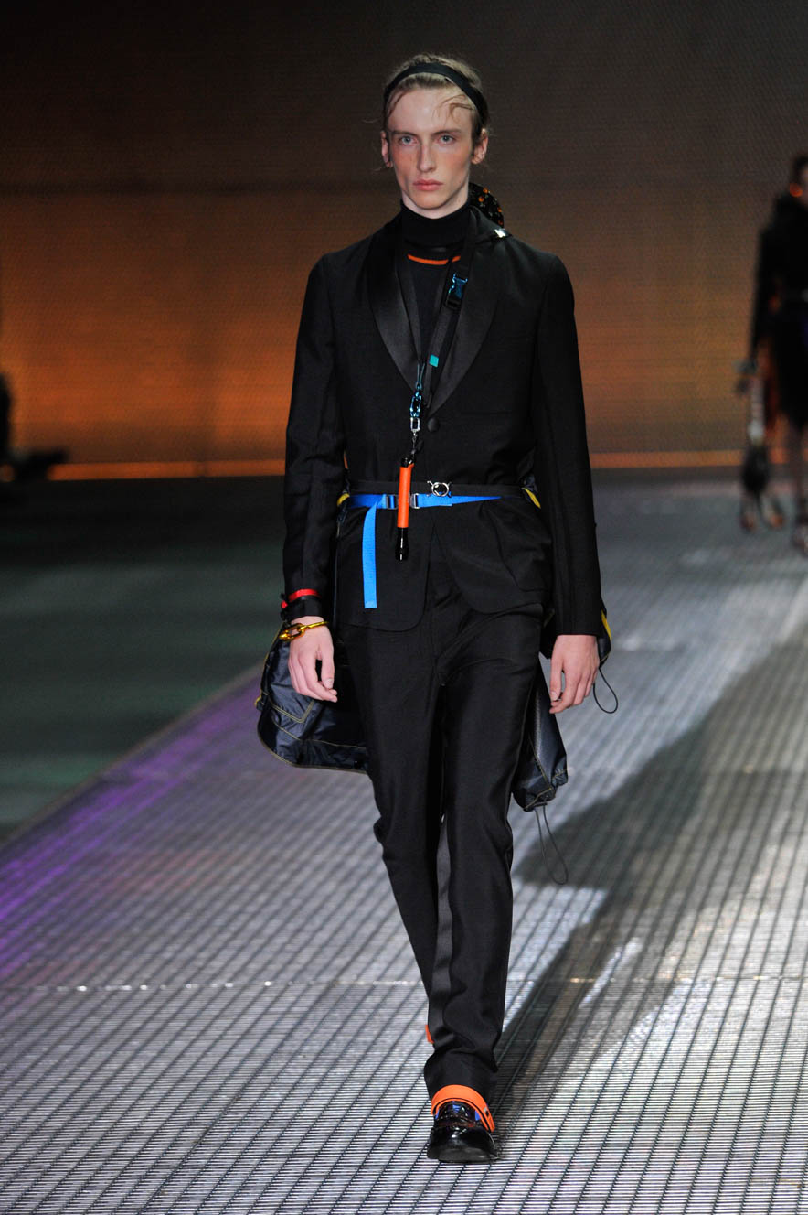 Prada_ful_M_S17_MI_045