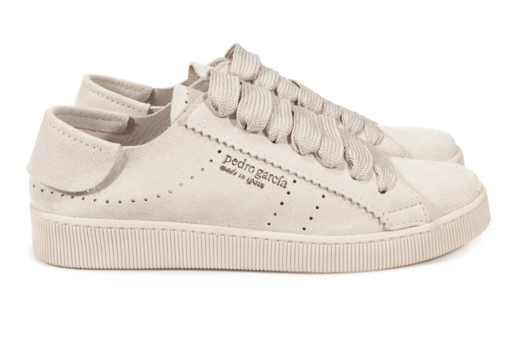 PedroGarcia_Mister_Perry_chalk_castoro_side