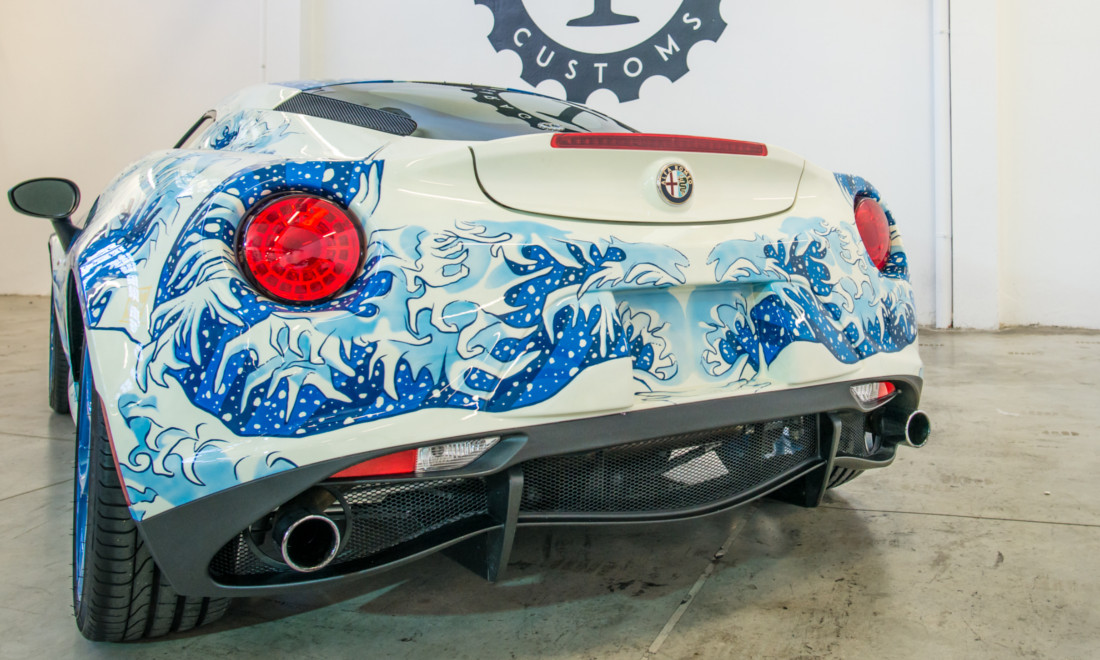 alfa-romeo-4c-hokusai-2