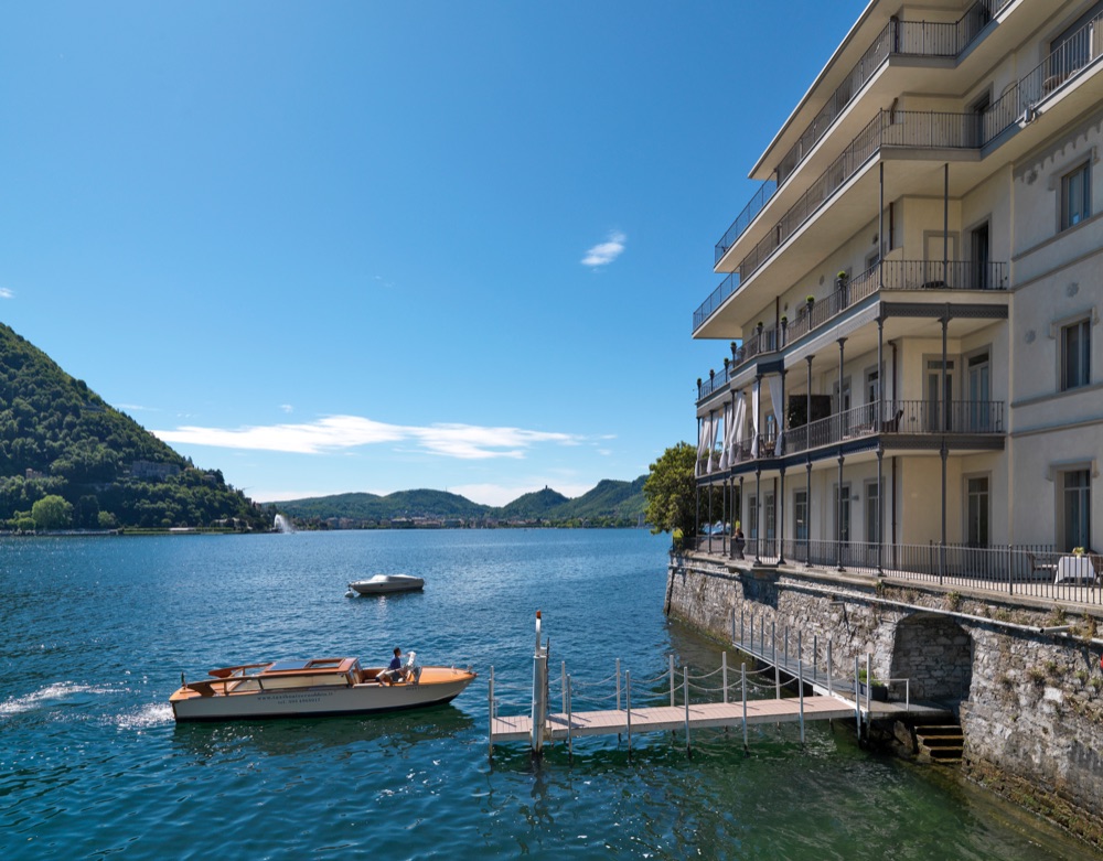 attracco molo Raimondi