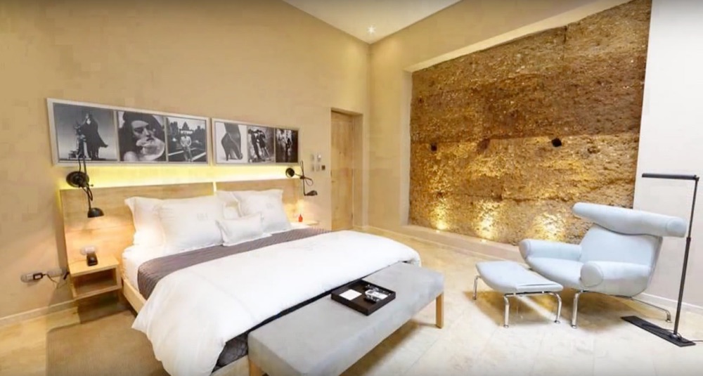 billini_hotel_camera