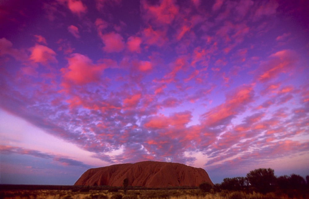 Uluru_australia_colore