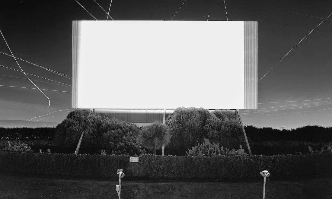 hiroshi-sugimoto-Union-City-Drive-in-1993