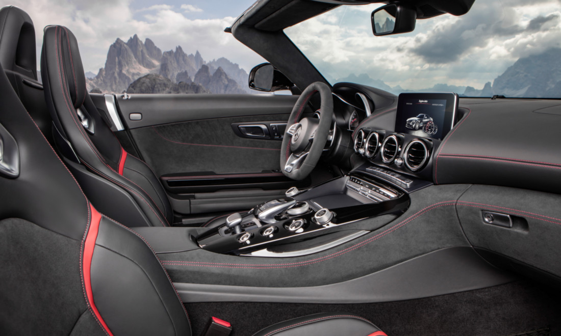 Mercedes-AMG-GT-C-Roadster-interni