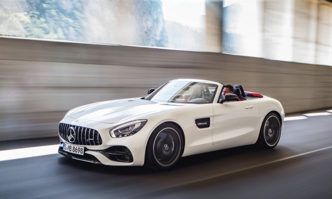 Mercedes-AMG-GT-Roadster-3