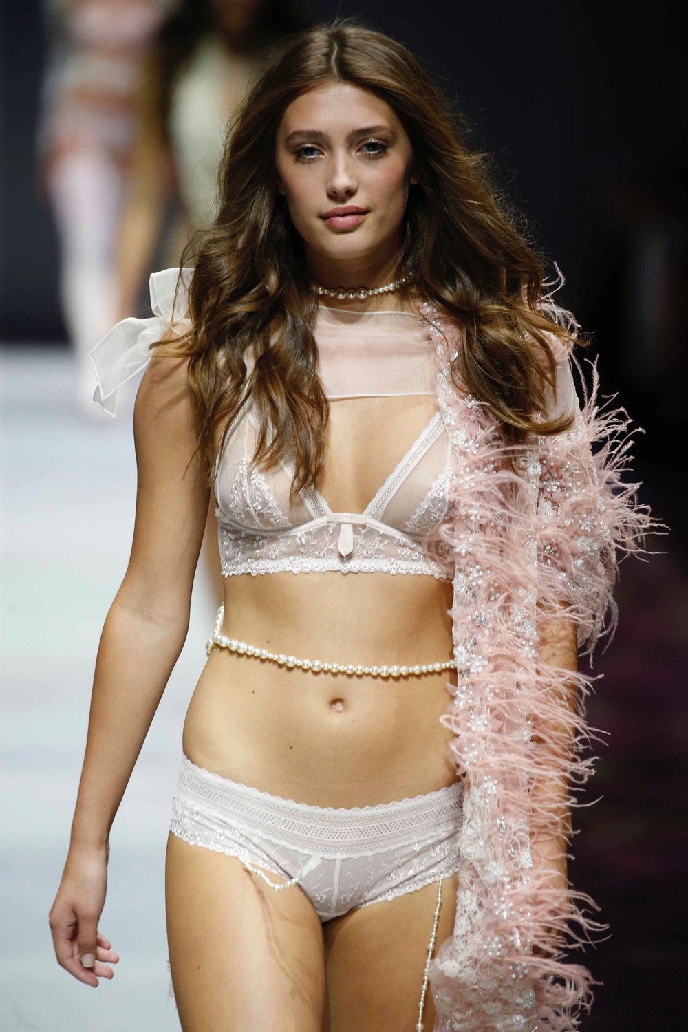 SS17 ETAM LIVE SHOW 100ANS PARIS FASHION WEEK 27/09/2016