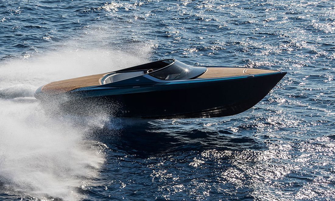 aston-martin-AM37-01