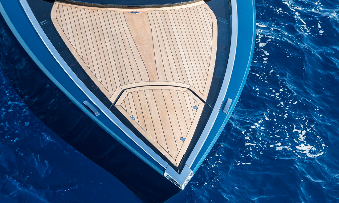 aston-martin-AM37-09