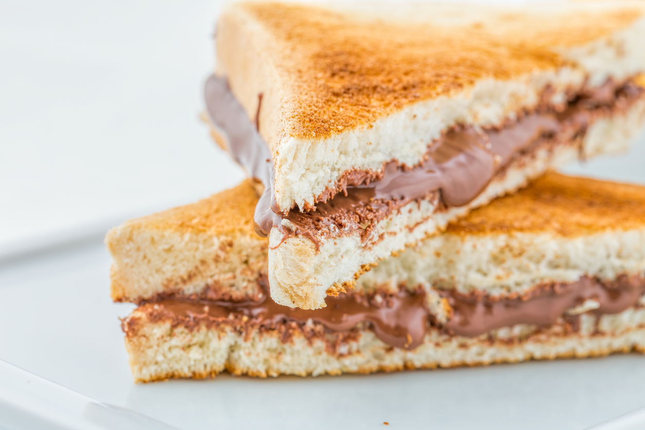 toast-nutella