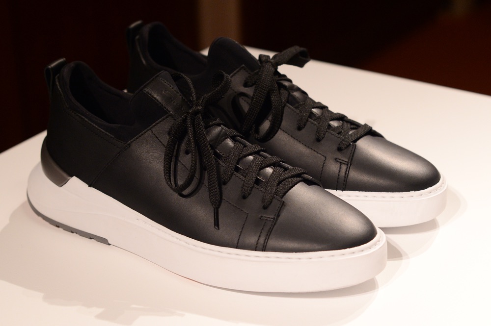 Santoni_running_shoes