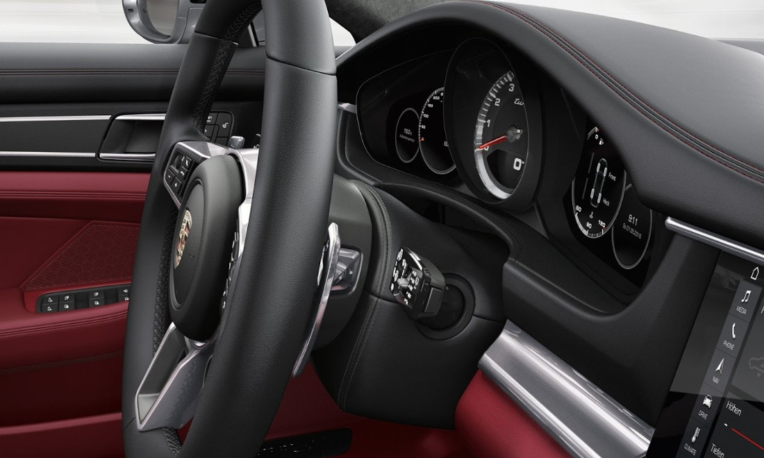 porsche-panamera-turbo-executive-4