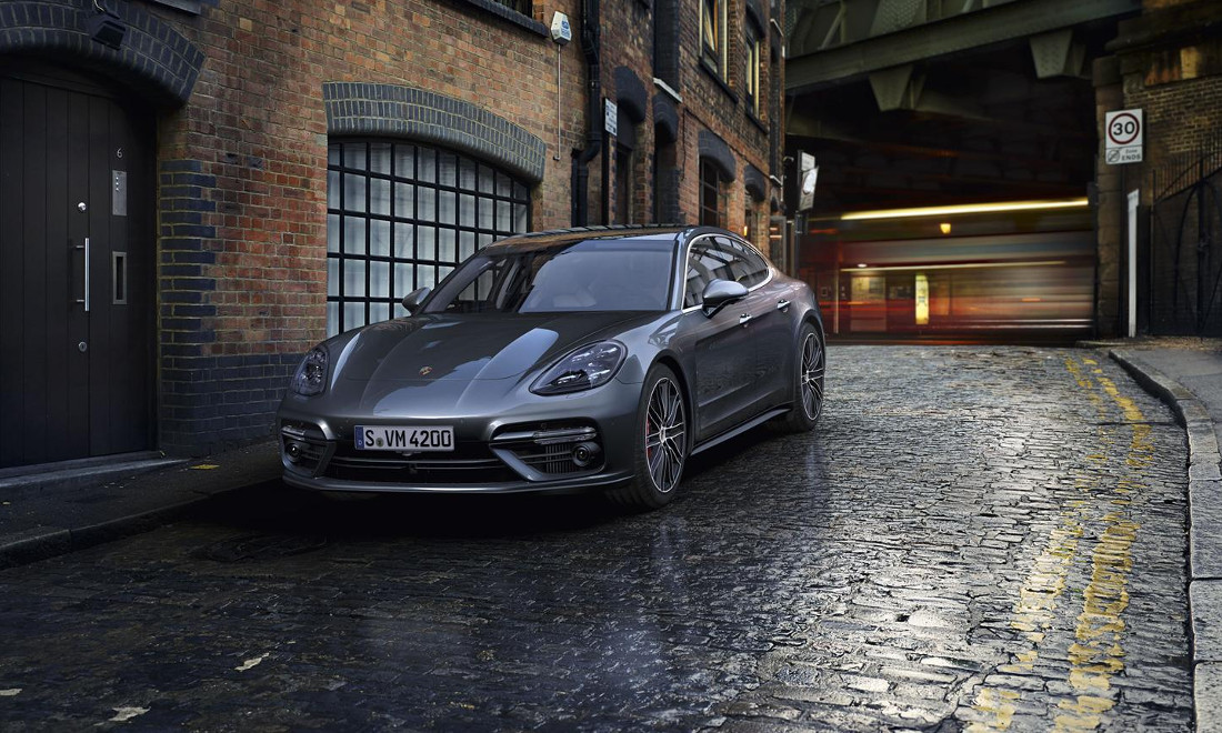 porsche-panamera-turbo-executive-9