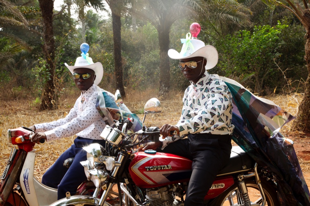 02-KENZO_-_RUTH_OSSAI_1