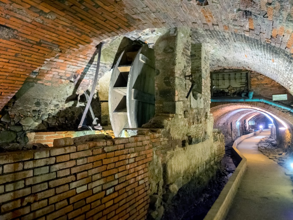 4 Pistoia sotterranea