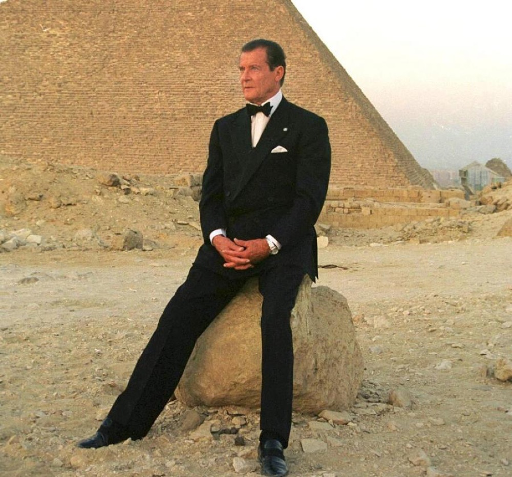roger_moore roger_moore
