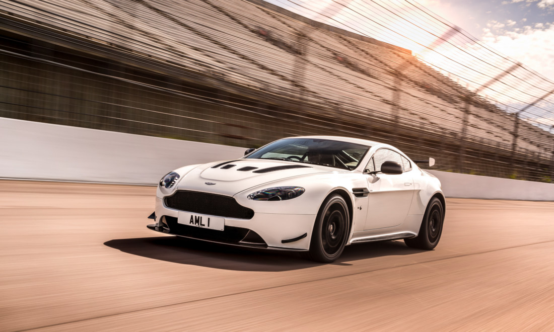 Aston-Martin-Vantage-AMR-4