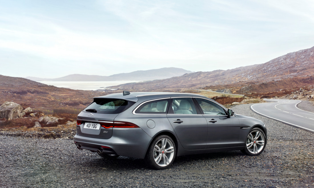 Jaguar-XF-Sportbrake-4