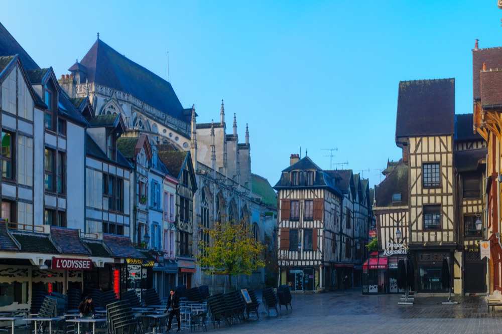 1 Troyes città vecchia