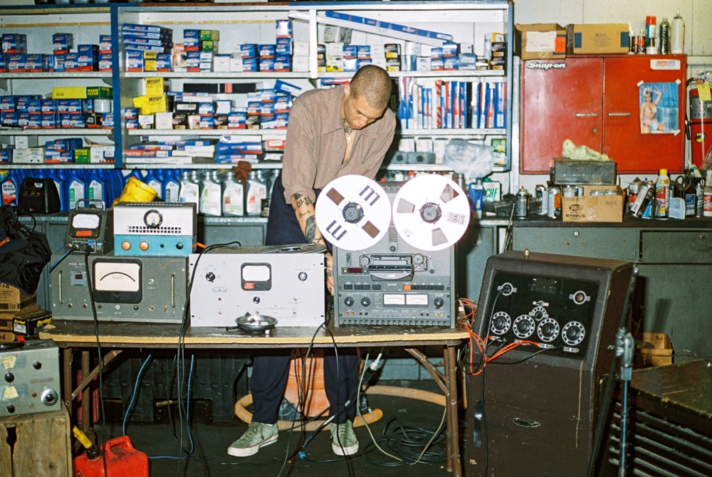 UNDFTD_CONVERSE_DELROY3