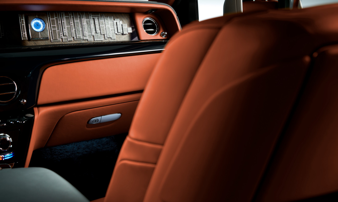 Rolls-Royce-Phantom-6