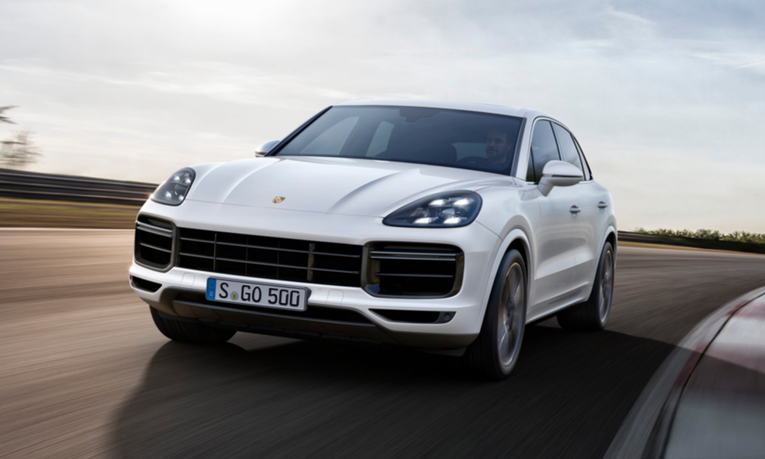 porsche-cayenne-turbo-2018-2