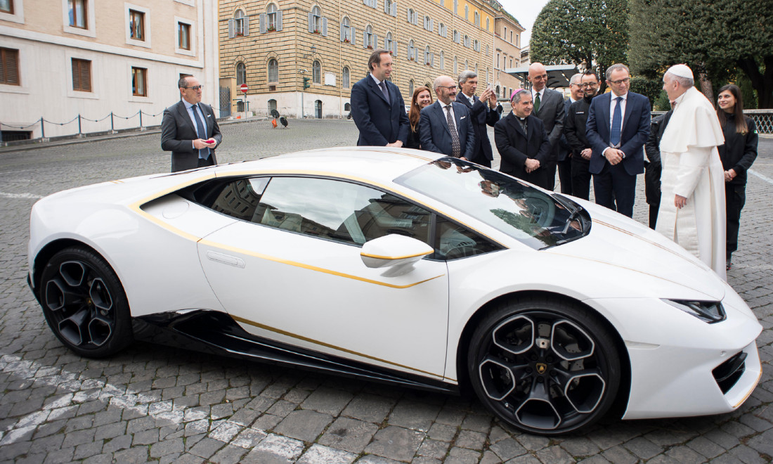 Lamborghini-Huracan-papa-francesco-4