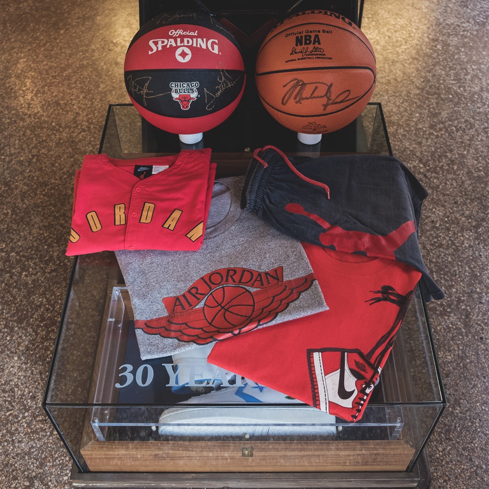 MJSecrets_quadrata_12