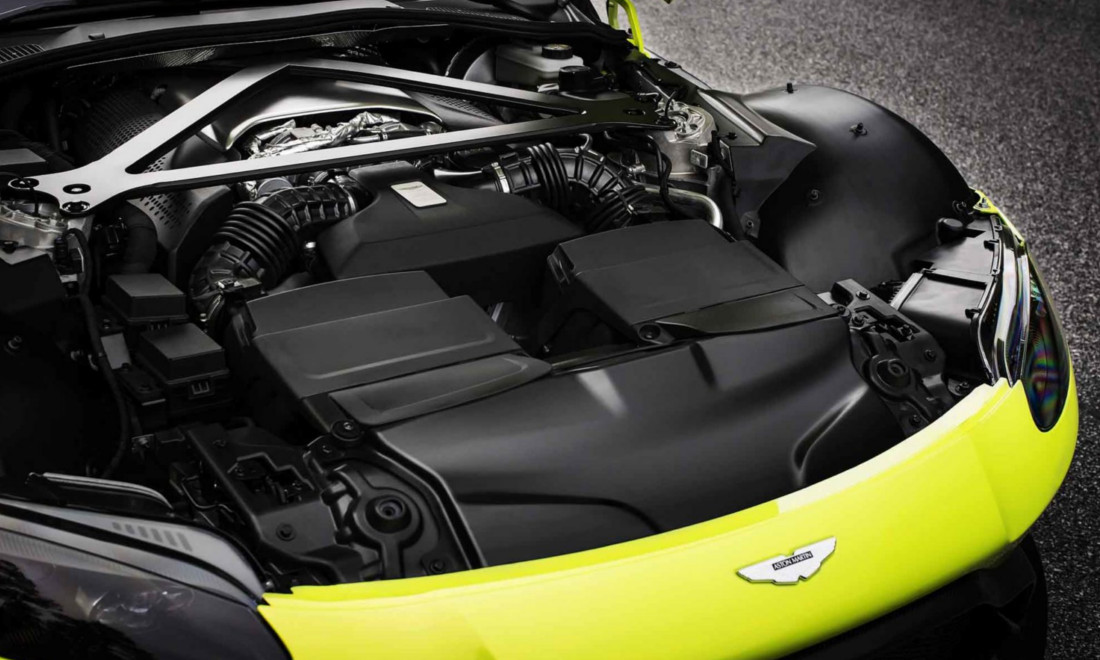 Aston-martin-vantage-2018-4