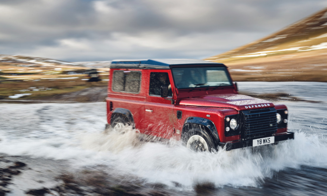 Land-Rover-Defender-Works-V8-1