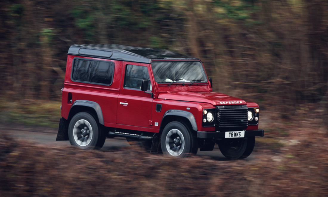 Land-Rover-Defender-Works-V8-4