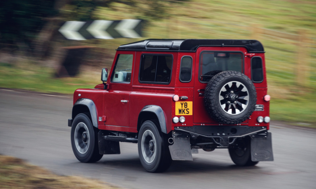 Land-Rover-Defender-Works-V8-7