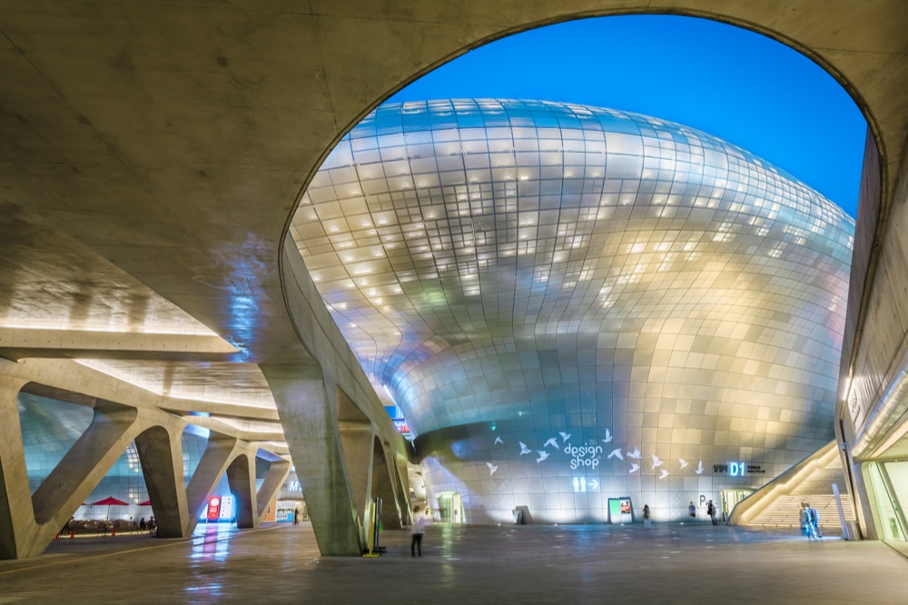 5 Dongdaemun Design Plaza