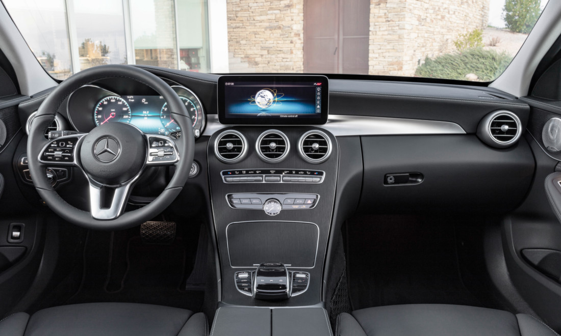 Mercedes-Benz-Classe-C-interni-3