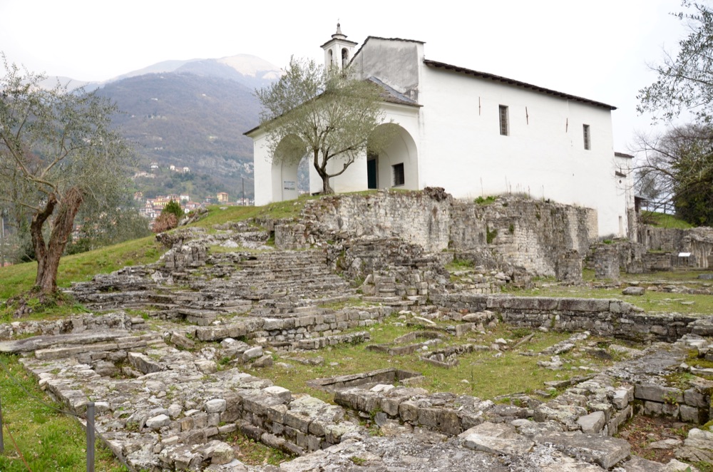 10 CHIESA ISOLA DI COMACINA
