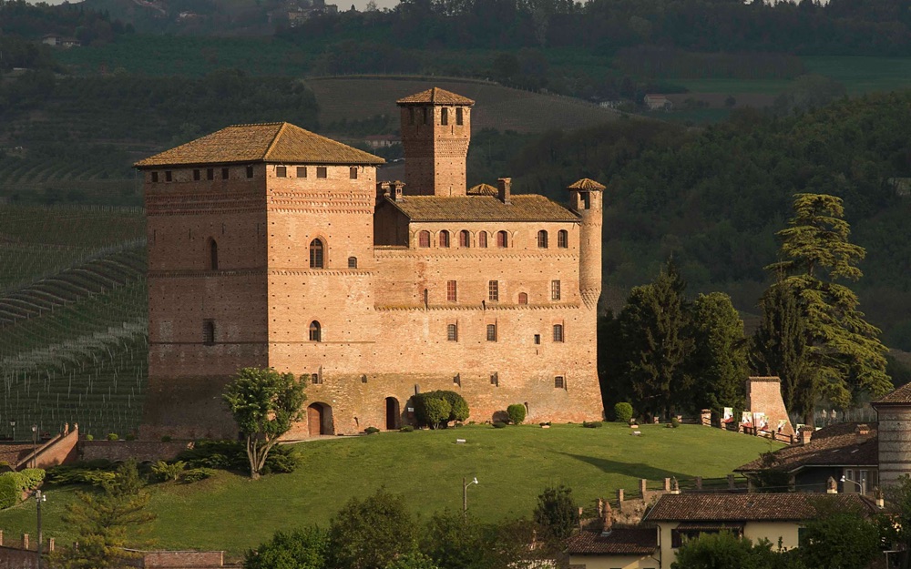 10 Il Castello di Grinzane Cavour