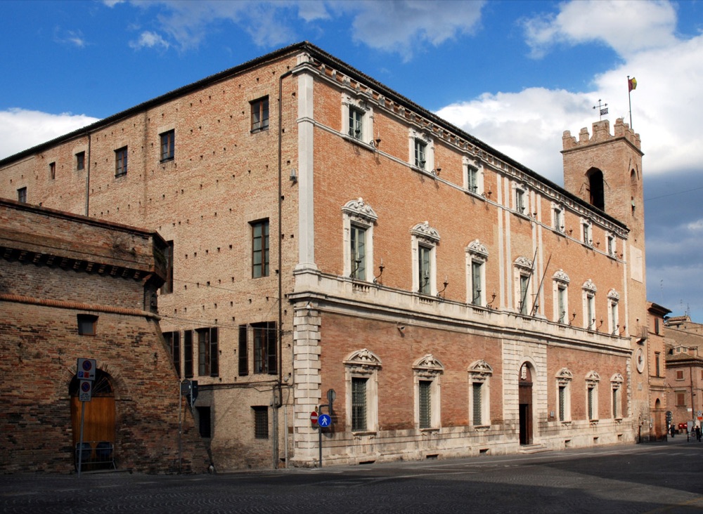 8 Osimo