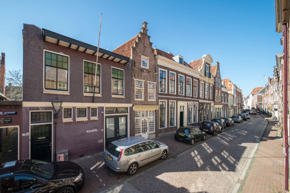 11 YoungRembrandtStudio